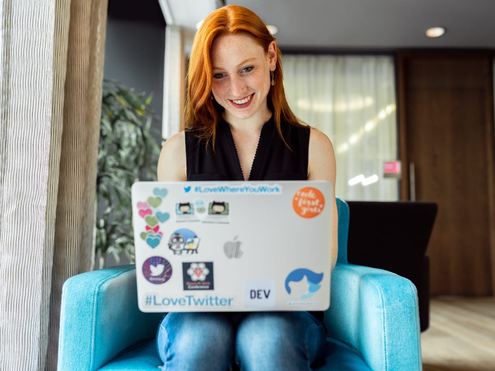 Designing user-friendly shopping apps for mobile e-commerce